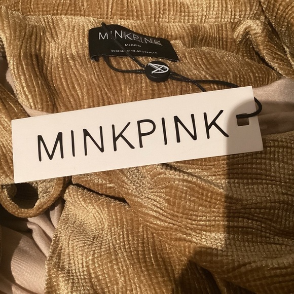 Mink Pink Arianna gold cut velvet one button, two pocket lined, blazer Med NWT - Picture 12 of 16